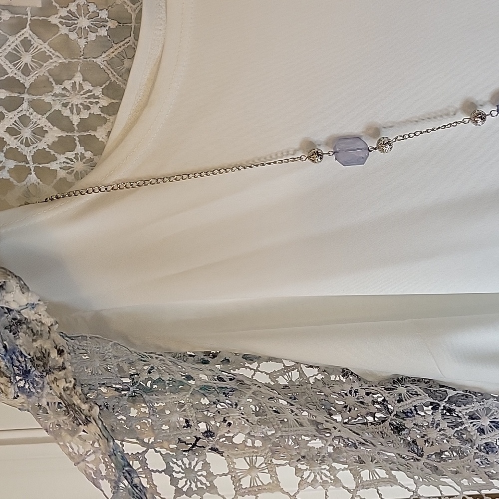 Elegant Blue and White Lace Women's Top - Picture 5 of 7